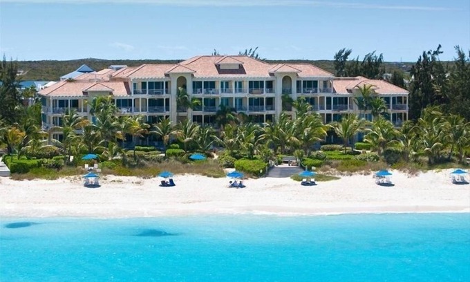 Grace Bay Condo | Villa Renaissance Villa 106: First Floor 2 Bed, Ocean Front, Sleeps 4-5