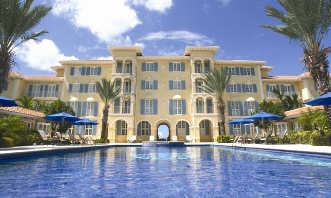 Grace Bay Condo | Villa Renaissance 308: 3rd Floor, 3 Bedrooms, 3 Bathrooms, Ocean Front Villa