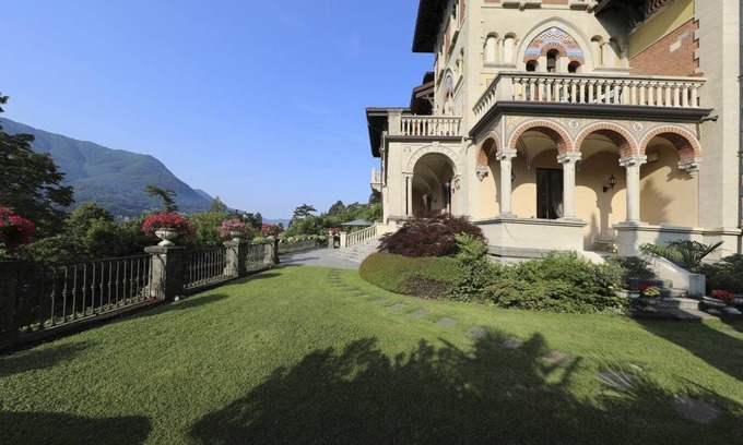 Cernobbio Villa | Villa rental on Lake Como, Holiday rental Lake Como, Italian lakes self catered rental, villa with view Lake Como