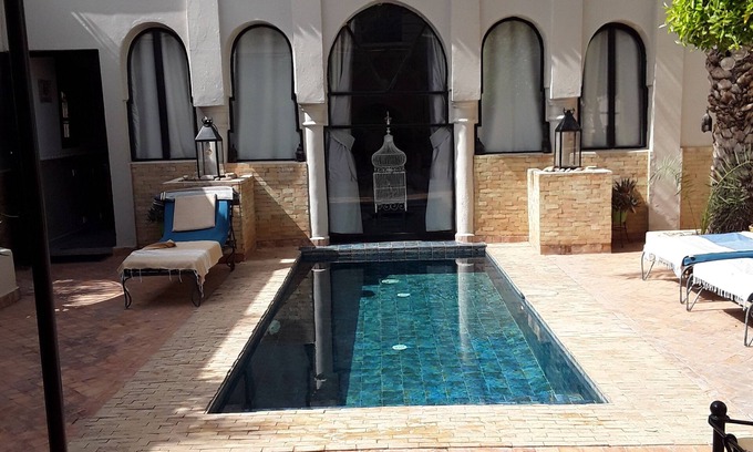 Palmeraie Villa | Villa/riad Tout Confort Décoration Soignée + Cuisiniere