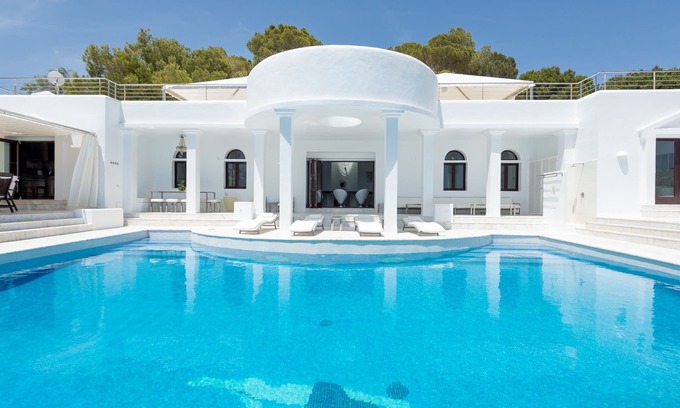 Sant Josep de sa Talaia Villa | Villa Rica Beach, Cala Jondal Bay with staff