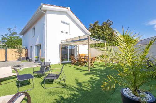 Villenave-d'Ornon Villa | VILLA RIO - Maison avec jardin proche Bordeaux !