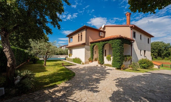 Pinezici Villa | Villa Rita in Pinezići - Haus für 5 Personen