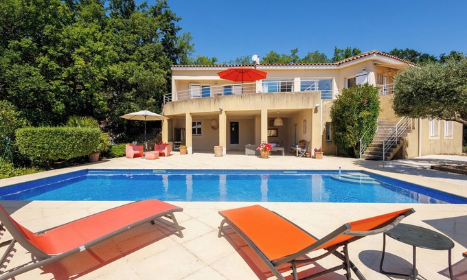 Rochefort-du-Gard Villa | Villa Rochefort - Welkeys
