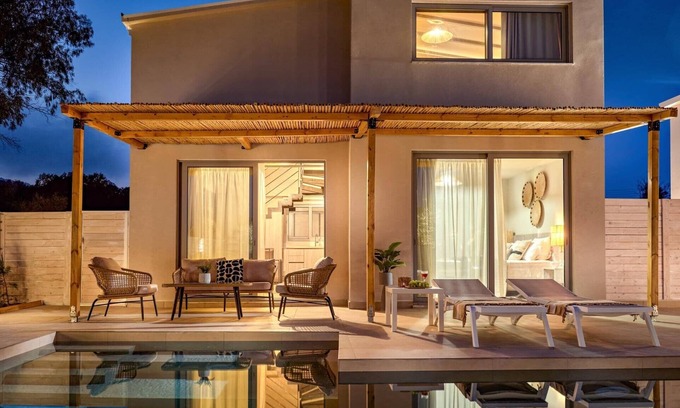 Vasilikos Villa | Villa Romas 2 by Villa Plus