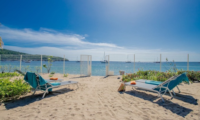 Les Anses-d'Arlets Villa | Villa Roucou, 5 bedroom villa on the beach of Grande Anse d' Arlets