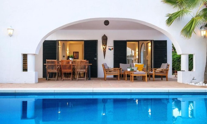 Artola Villa | Villa Sahara