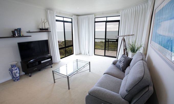 Waterhouse Villa | Villa San Danci - Best View in Robe