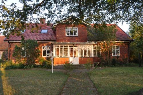 Borrby Bed & Breakfast | Villa Sandby B&B