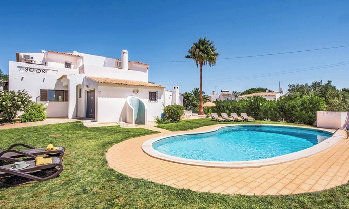Sesmarias Villa | Villa Severino - Four Bedroom Villa, Sleeps 6