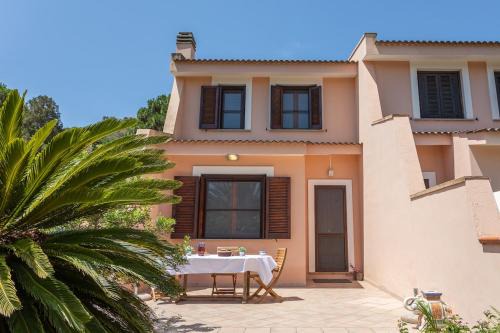 Eden Rock House | Villa Simonetta - house with garden near the sea