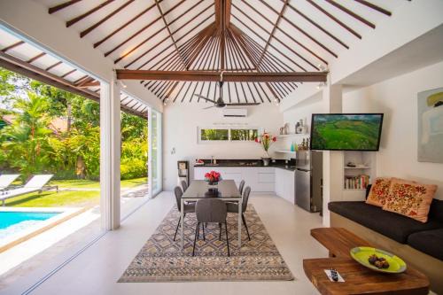 Sunset Road Villa | Villa Sitara, Sitara Villa Group