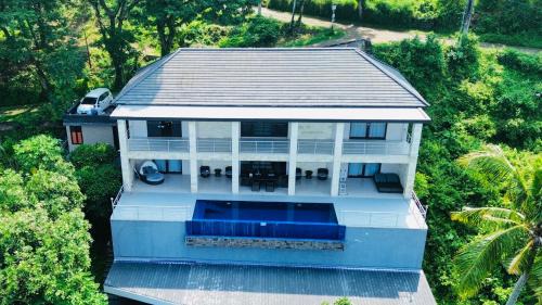 Senggigi Villa | Villa Skyline Lombok