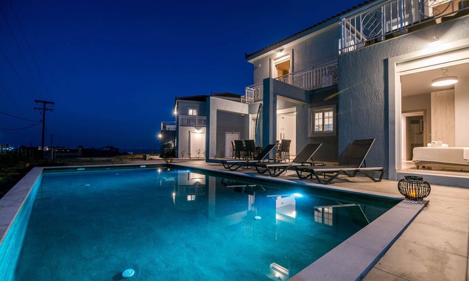 Skala House | Villa Sole ★4 BR★Private Pool★Sea Views★Free Parking