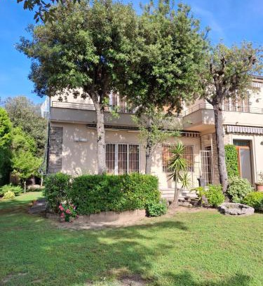 Tirrenia Villa | Villa Sole