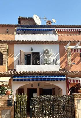 Los Alcazares Ski Chalet | Villa Solmar