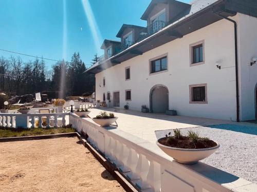 Cercier Villa | Villa spacieuse avec piscine près de Genève