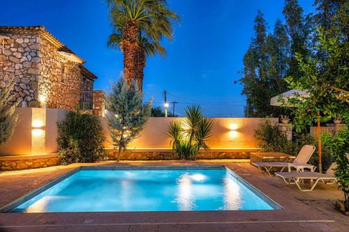 Drosia Villa | Villa Stavli