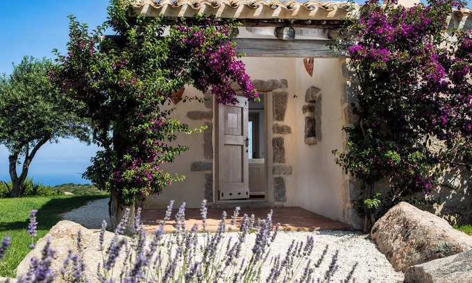 San Franciscu d'Aglientu Villa | Villa 'Stazzu Serafini' with Sea View, Wi-Fi and Air Conditioning