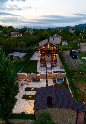 Tsqaltubo Villa | Villa Stone House