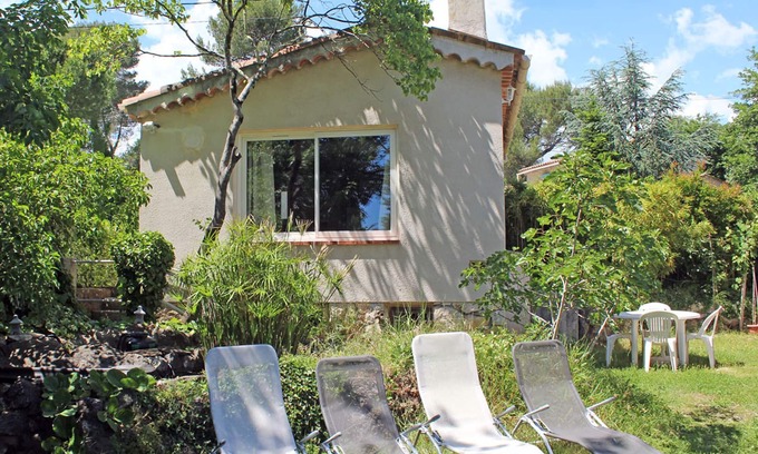 Roquefort-les-Pins House | VILLA STUDIO BETWEEN NICE AND CANNES