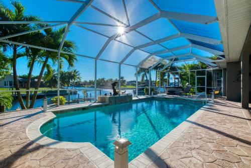 Pelican Villa | VILLA SUENO AMERICANO - 3 BEDS - 3 BATHS - 6 GUESTS - GULF ACCESS & POOL/SPA - INCL.10%OFF BOAT RENTAL