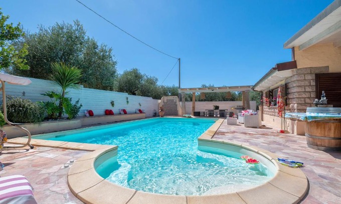 Alghero Villa | Villa Sunflower Alghero
