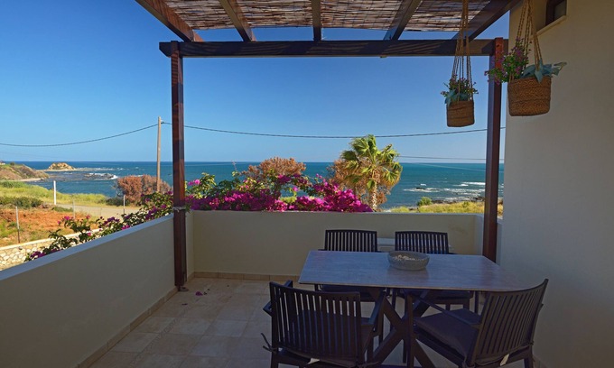 Kiotari Villa | Villa Sunrise by the Sea