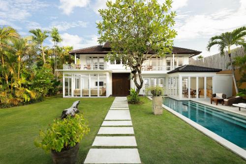 Sunset Road Villa | Villa Swarna by Nakula