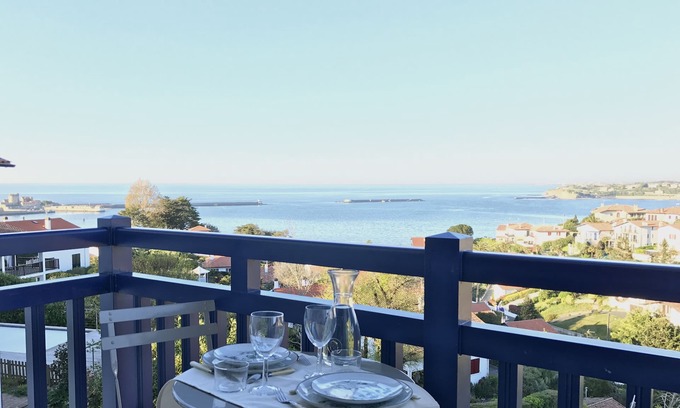 Ciboure Apartment | VILLA T4 1ST FLOOR SEA VIEW EXCEPTIONAL BEACH AND SHOPS ON FOOT 5 MN