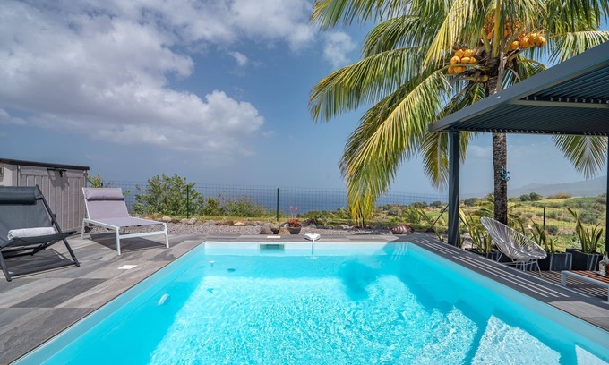 Le Carbet Villa | Villa Tak Pitak - Two Bedroom Villa, Sleeps 4