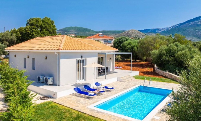 Leivathos Villa | Villa Tania Dio - Two Bedroom Villa, Sleeps 5