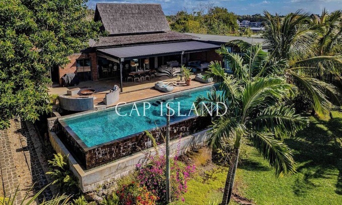 The Vale House | Villa Tatanga, a haven of peace close to the forest