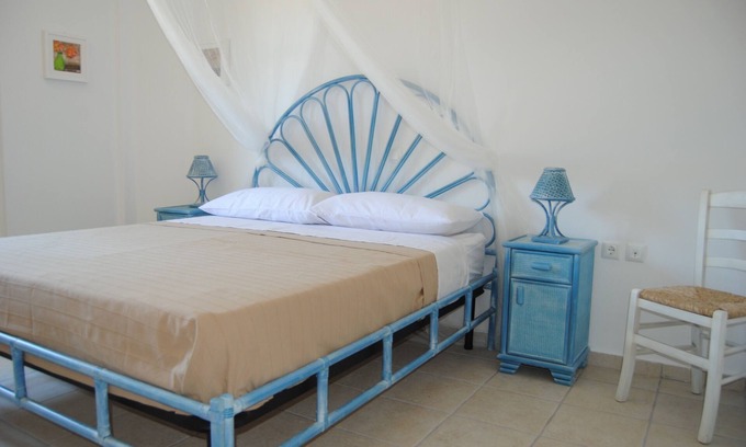 Kastos Island Apartment | VILLA TATI STUDIOS APT2