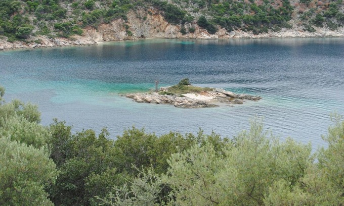 Kastos Island Apartment | VILLA TATI STUDIOS APT3