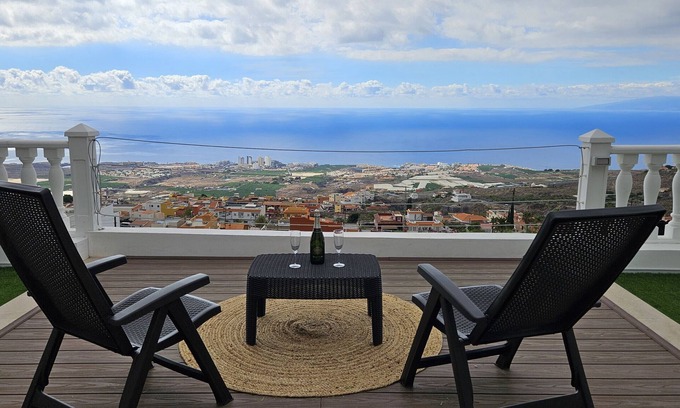 Armenime Villa | Villa "Tequila" with Sea View, Private Pool & Wi-Fi