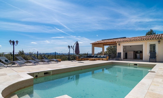 Moissac-Bellevue House | Villa Thalia - Belle maison avec Piscine et Pool House