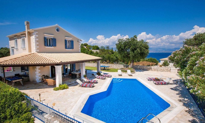 Kassiopi Villa | Villa Thanos by Villa Plus