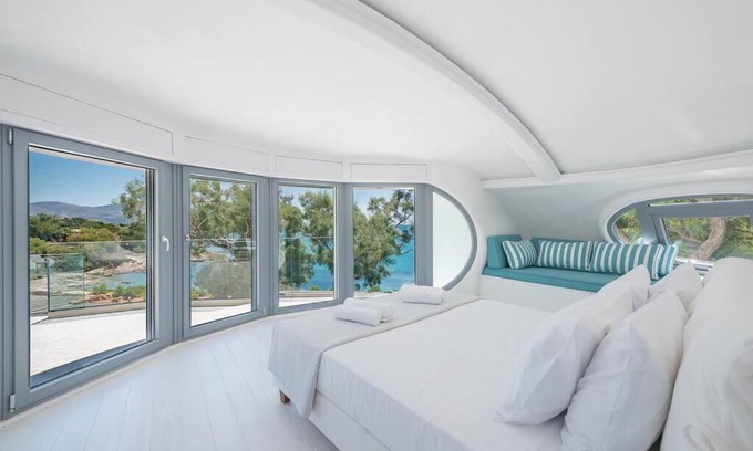 Saronikos Villa | Villa Tholos -Athens Riviera