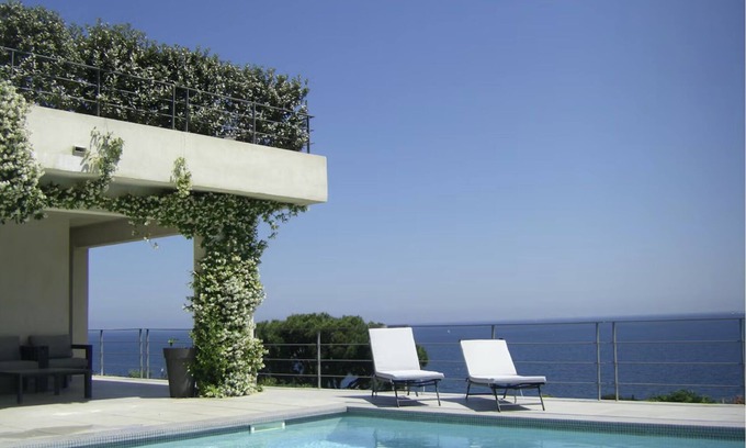 Plage de la Garonnette Villa | Villa Topaze 230m² heated saltwater pool panoramic sea view 8/10 people