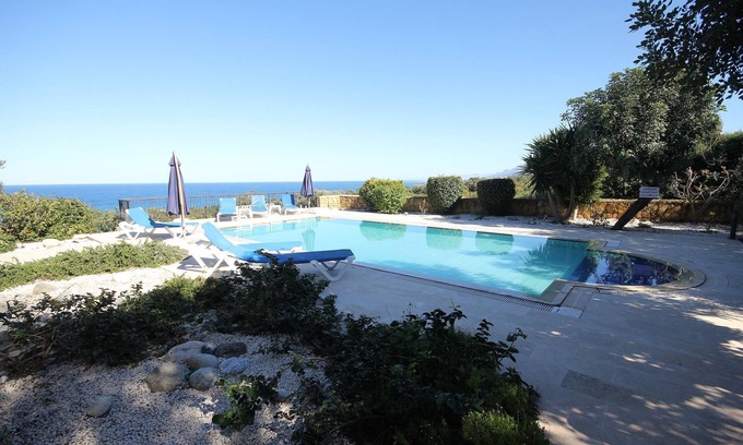 Kayalar Villa | Villa Toscana 4 bed villa stunning views close to the sea