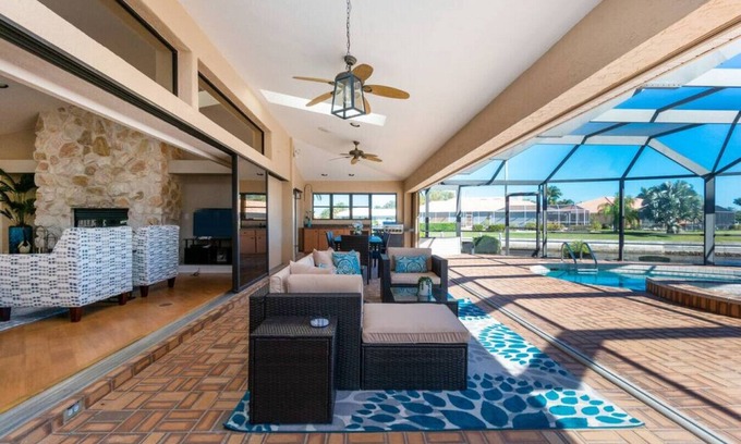 Punta Gorda Apartment | Villa Tropical | Waterfront Luxury in Punta Gorda Heated Pool Spa Dock