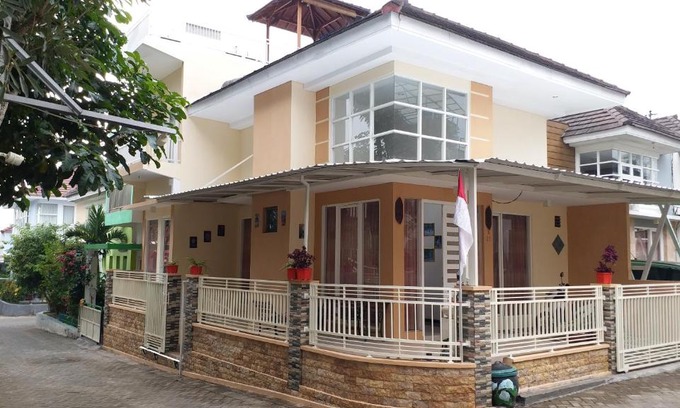 Oro Oro Ombo Villa | Villa Two One exotic private pool di Batu