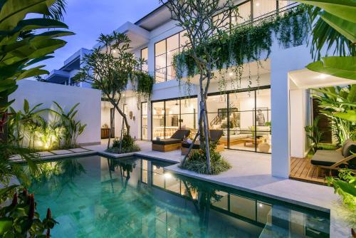 Berawa Apartment | VILLA UNDER THE SUN· Luxury & Indulgence - close to FINNS BEACH CLUB