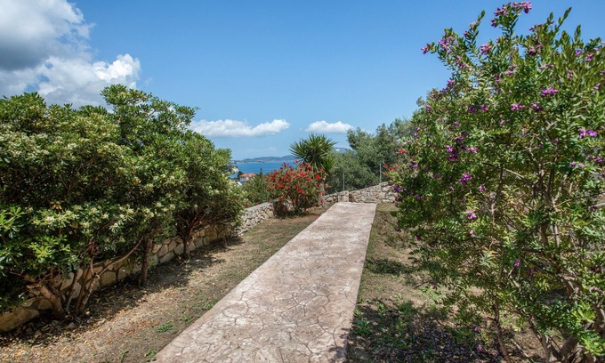Limni Keri Villa | Villa 'Valeria' with Sea View, Wi-Fi and Air Conditioning