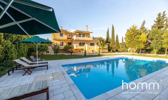 Saronikos Villa | Villa Valma homm with 5 bedrooms and private pool