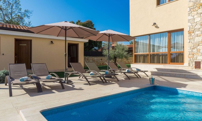 Tar-Vabriga House | Villa Vatovac by Interhome