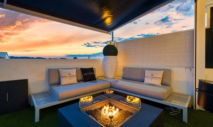 L'Alfas del Pi Villa | Villa Vega with Pool, Garden & Wi-Fi