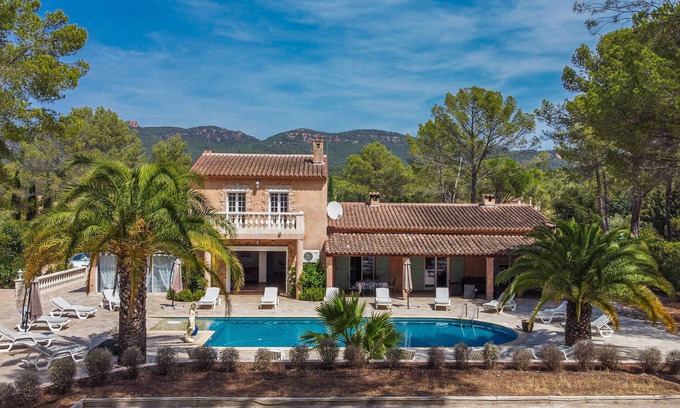 Puget-sur-Argens Villa | Villa "Venica" between Cannes and St Tropez with pool