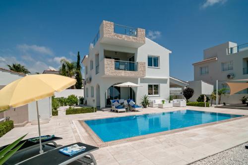 Agios Georgios Pegeias House | Villa Verdi: Luxury villa with private pool
